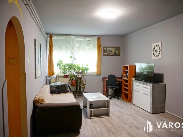 Eladó lakás Táborfalva 64 nm