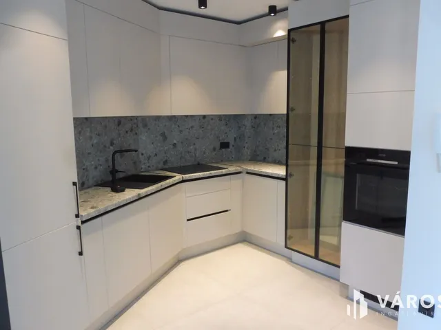 Eladó lakás Szeged, Újszeged 89 nm