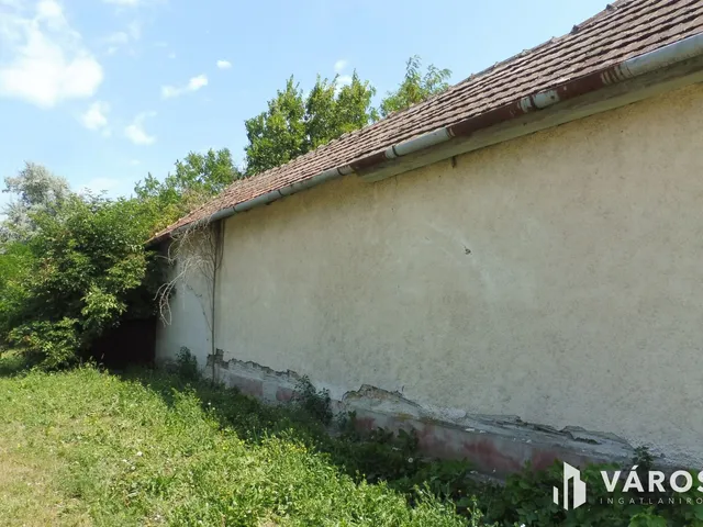 Eladó telek Szeged, Szőreg 946 nm