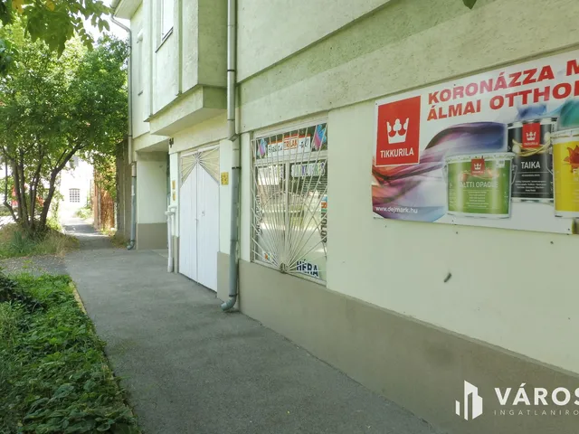 Eladó kereskedelmi és ipari ingatlan Szeged, Alsóváros 73 nm