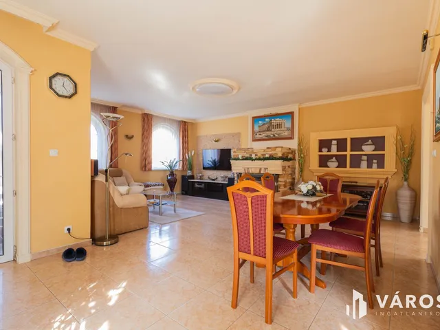 Eladó ház Szeged 248 nm