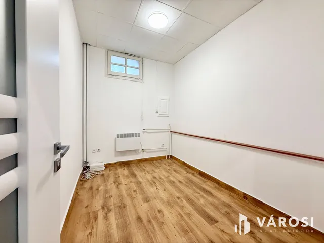 Kiadó kereskedelmi és ipari ingatlan Budapest III. kerület 8 nm