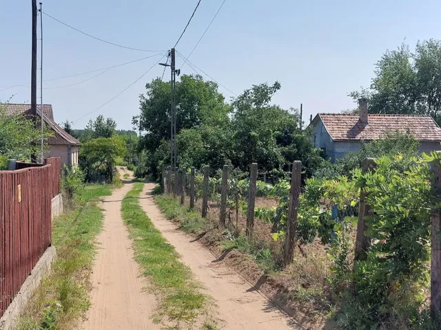 Eladó telek Debrecen, Biczó István-kert 2071 nm
