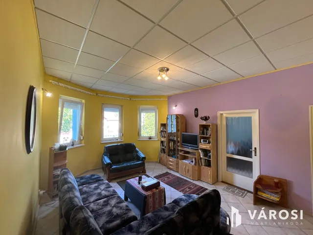 Eladó ház Mikepércs 95 nm
