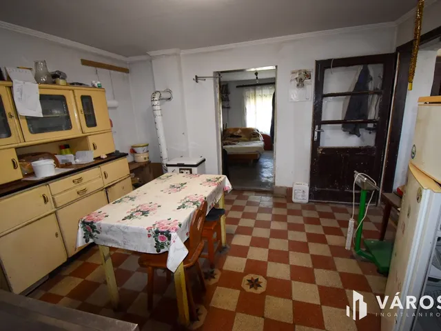 Eladó ház Ács 45 nm