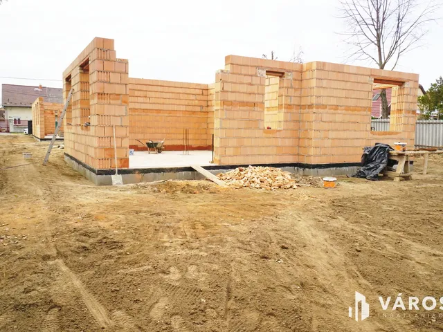 Eladó ház Budapest XVIII. kerület, Erdőskert 134 nm