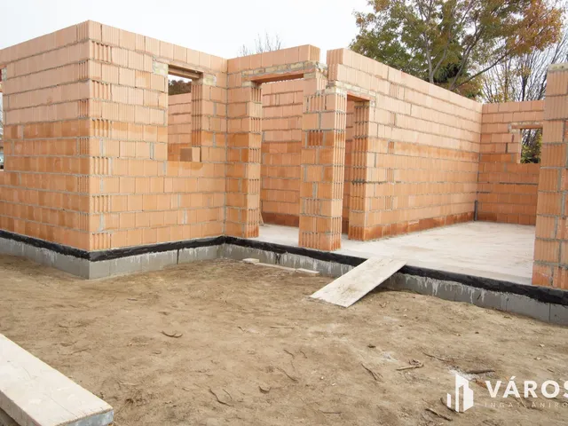 Eladó ház Budapest XVIII. kerület, Erdőskert 134 nm