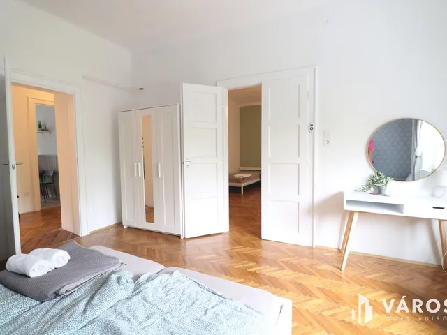 Kiadó lakás Szeged, Móraváros 85 nm