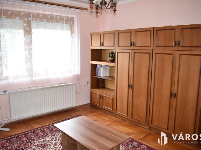 Eladó ház Gyula, Nagyrománváros 120 nm