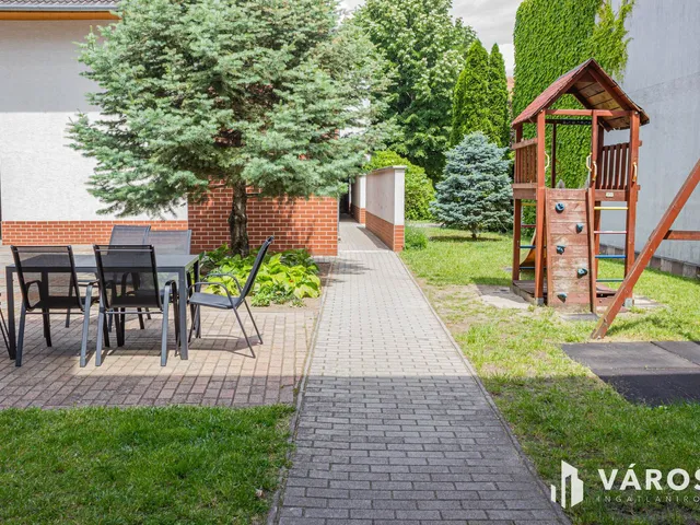 Eladó lakás Szeged, Rókus 75 nm