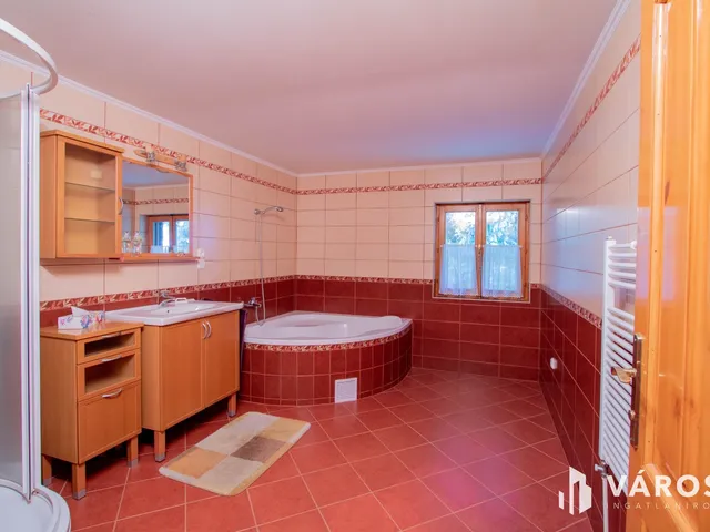 Eladó mezőgazdasági ingatlan Lenti 304 nm