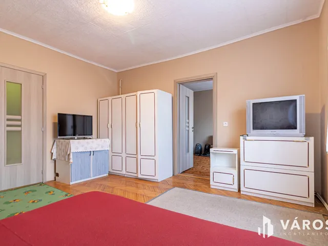 Eladó ház Sarkad 138 nm