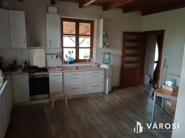 Eladó mezőgazdasági ingatlan Debrecen, Dombos 220 nm