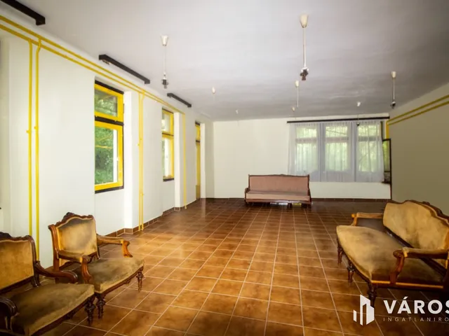 Eladó üdülő és hétvégi ház Doboz 700 nm