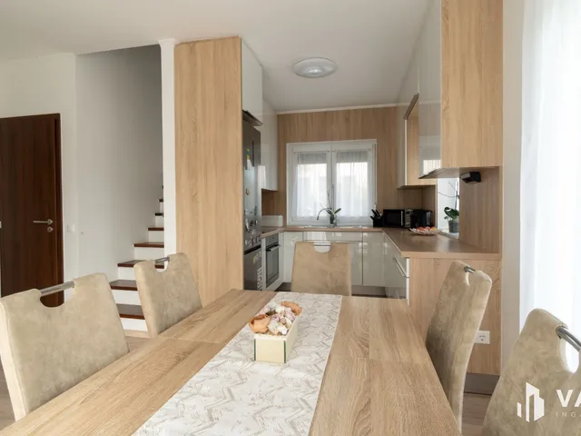 Eladó ház Siófok, Sóstó 86 nm