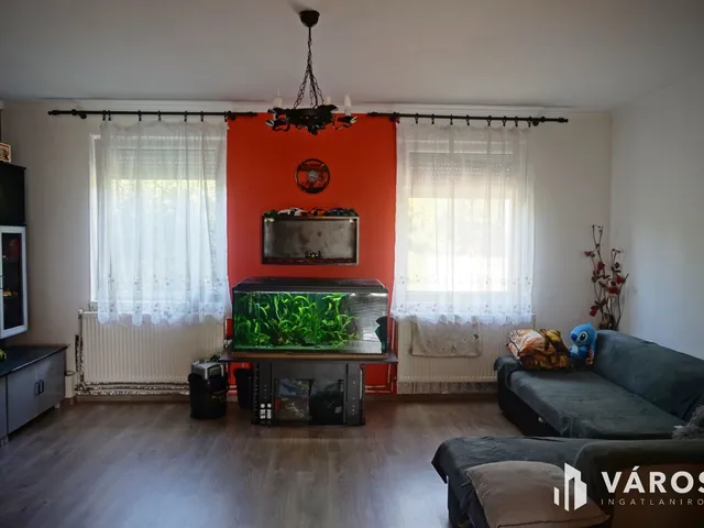 Eladó ház Pusztaszabolcs 89 nm