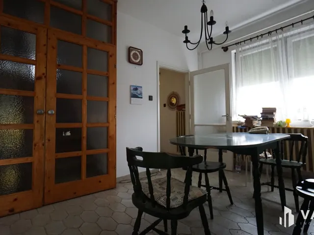Eladó ház Ajka 180 nm
