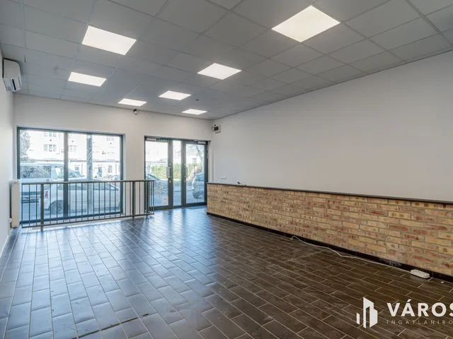 Eladó kereskedelmi és ipari ingatlan Szeged 125 nm