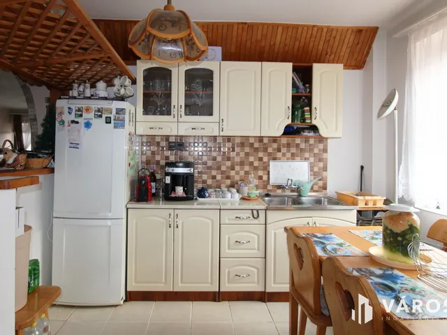 Eladó ház Bakonybél 260 nm