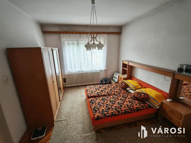 Eladó ház Komárom 160 nm