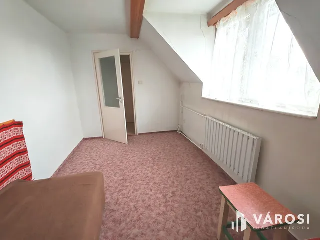 Eladó ház Komárom 160 nm