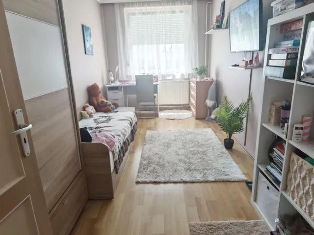 Eladó lakás Debrecen, Tócóskert 78 nm