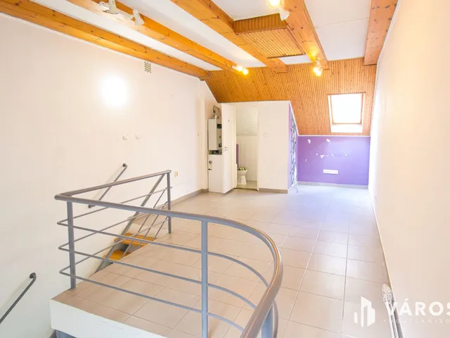 Kiadó kereskedelmi és ipari ingatlan Békéscsaba, Belváros 45 nm