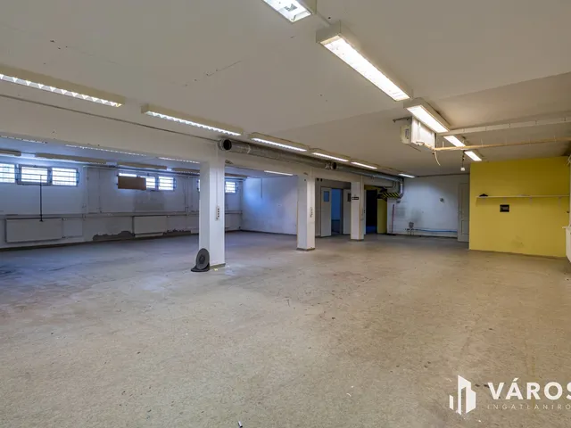 Kiadó kereskedelmi és ipari ingatlan Budapest IV. kerület, Újpest 160 nm
