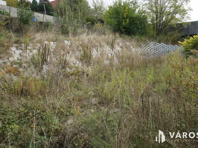 Eladó telek Domony 910 nm