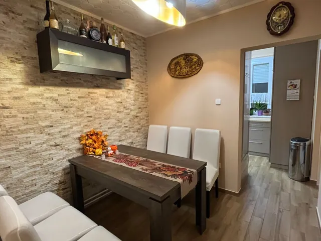 Eladó lakás Debrecen, Újkert 76 nm