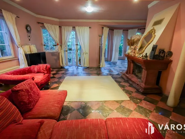 Eladó ház Érd 220 nm