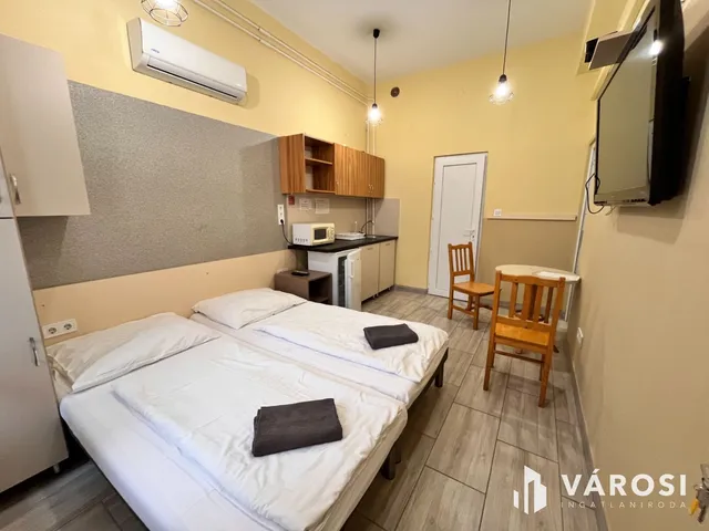 Eladó kereskedelmi és ipari ingatlan Debrecen, Belváros 54 nm