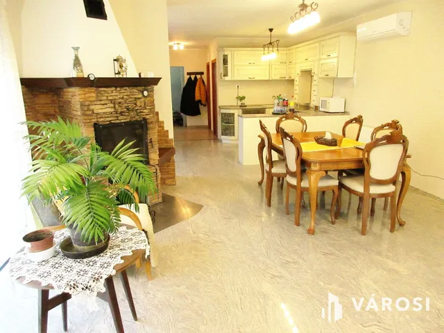 Eladó ház Szada 185 nm