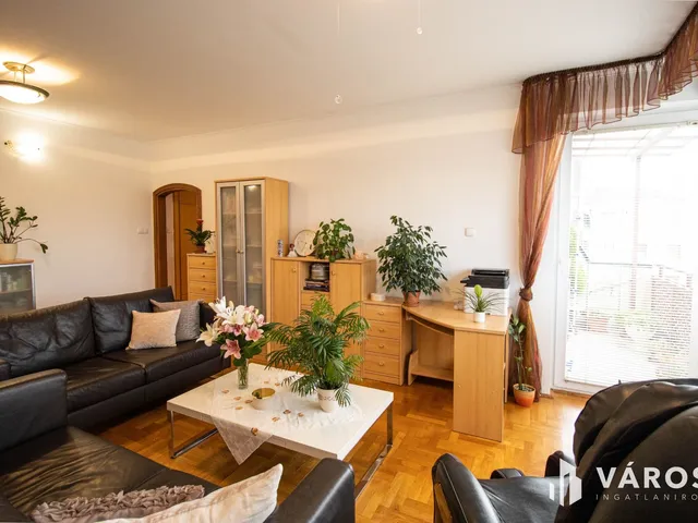 Eladó lakás Győr, Belváros 75 nm