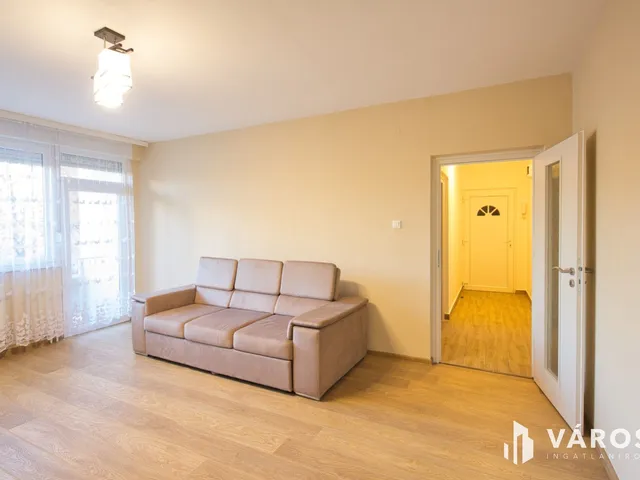 Eladó lakás Békéscsaba 74 nm