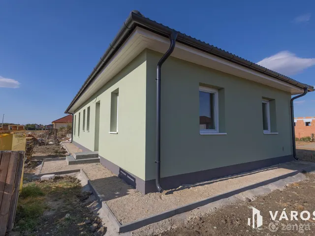 Eladó ház Sándorfalva 97 nm