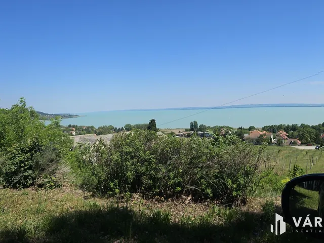 Eladó nyaraló Badacsonytomaj 90 nm