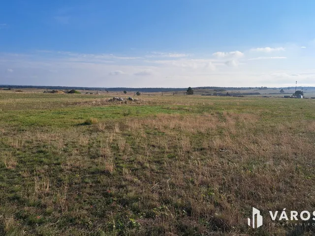 Eladó telek Márkó 11873 nm