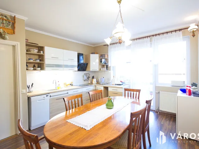 Eladó ház Békéscsaba, Belváros 150 nm