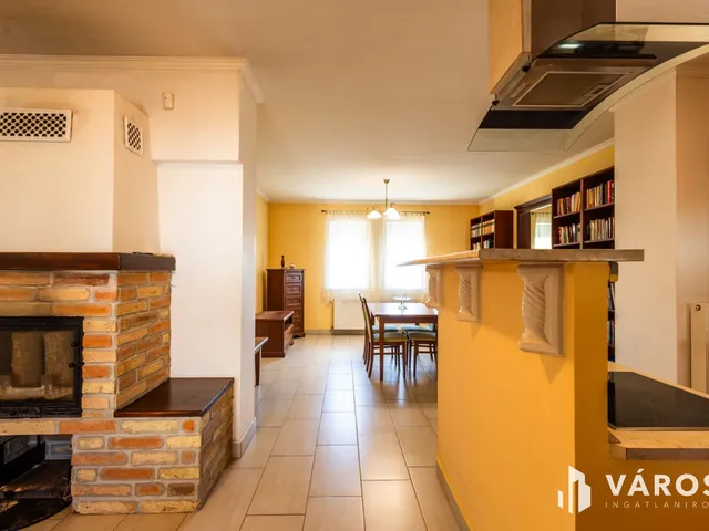 Eladó ház Gyula, Újváros 120 nm