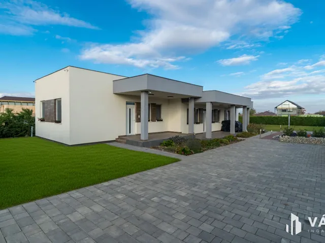 Eladó ház Ságvár 146 nm