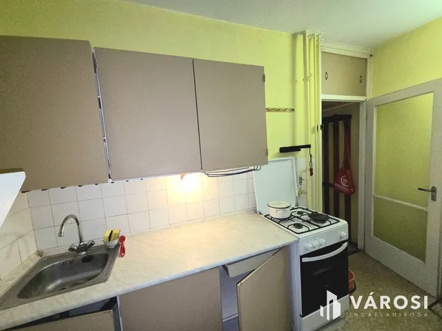 Eladó lakás Győr, Adyváros 53 nm