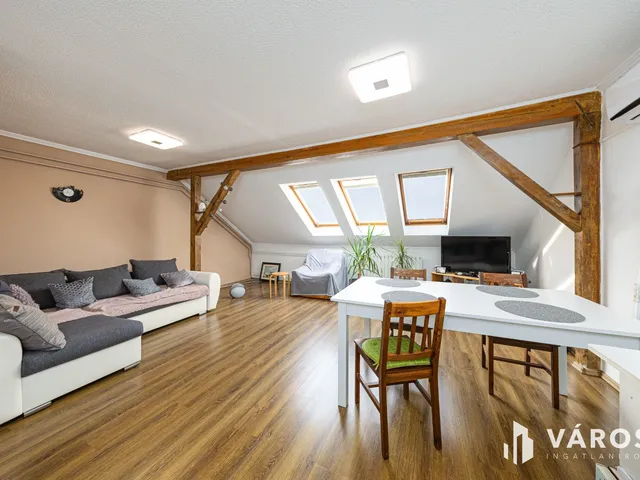 Eladó lakás Szeged, Felsőváros 75 nm