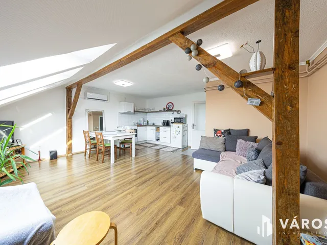 Eladó lakás Szeged, Felsőváros 75 nm