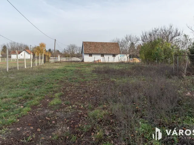 Eladó mezőgazdasági ingatlan Gyula 984 nm
