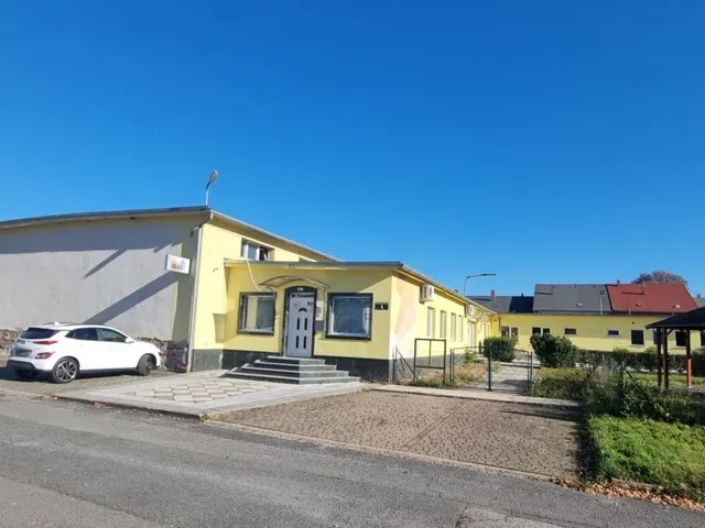 Eladó kereskedelmi és ipari ingatlan Nagykanizsa, Északi városrész 900 nm