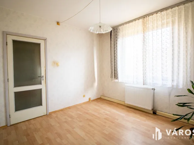 Eladó lakás Békéscsaba, Millenniumi lakótelep 69 nm