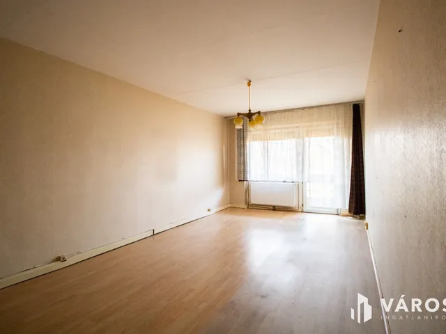 Eladó lakás Békéscsaba, Millenniumi lakótelep 69 nm