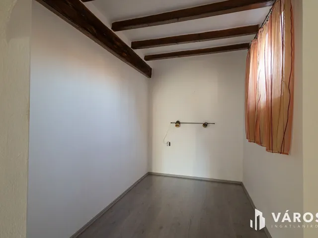 Kiadó ház Makó 126 nm