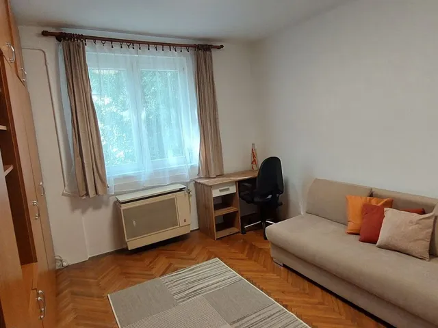 Kiadó lakás Debrecen, Nagyerdő 51 nm